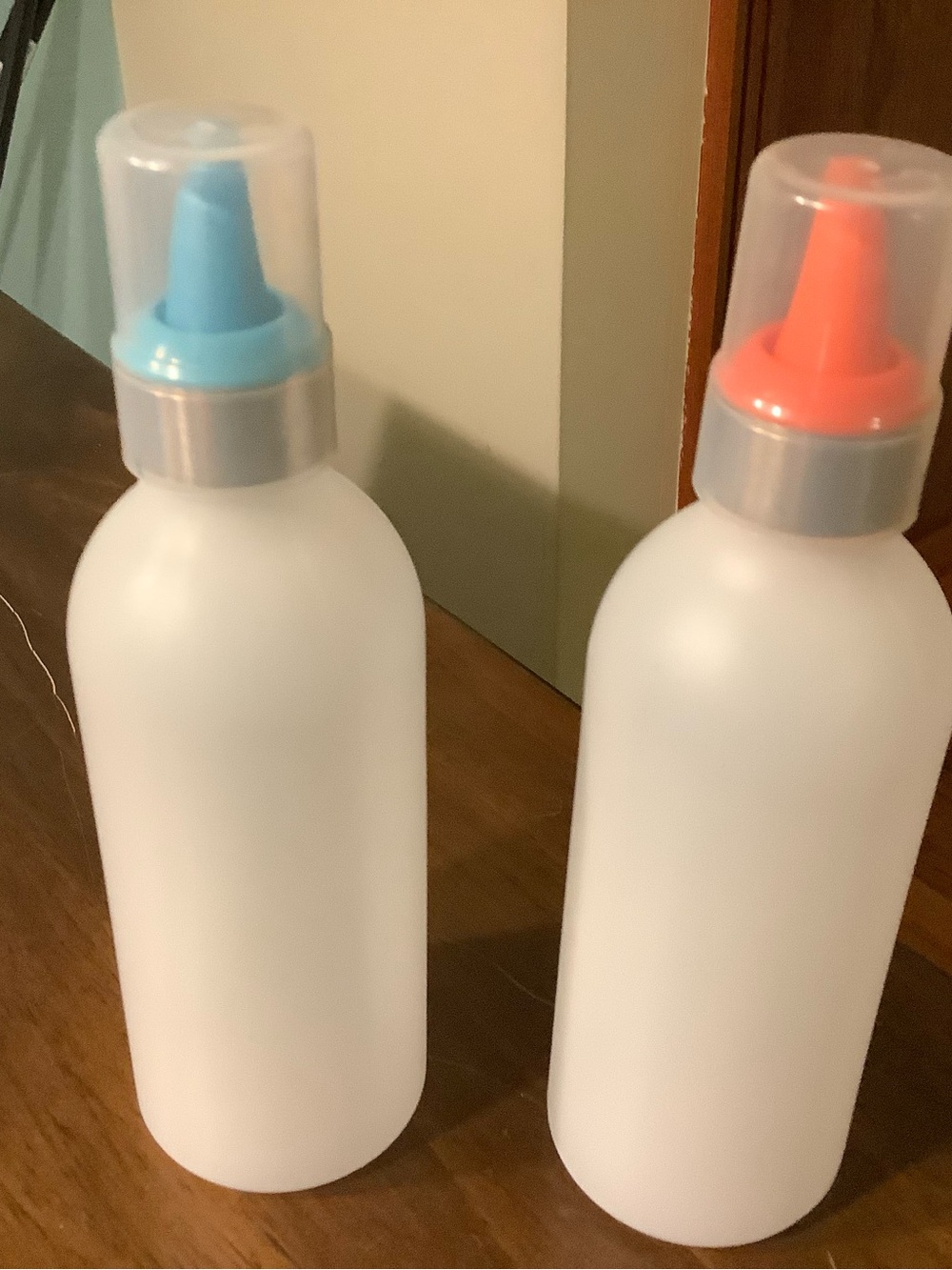 Kids Hair & Bath Squeeze Bottles with Blue and Orange Nozzles